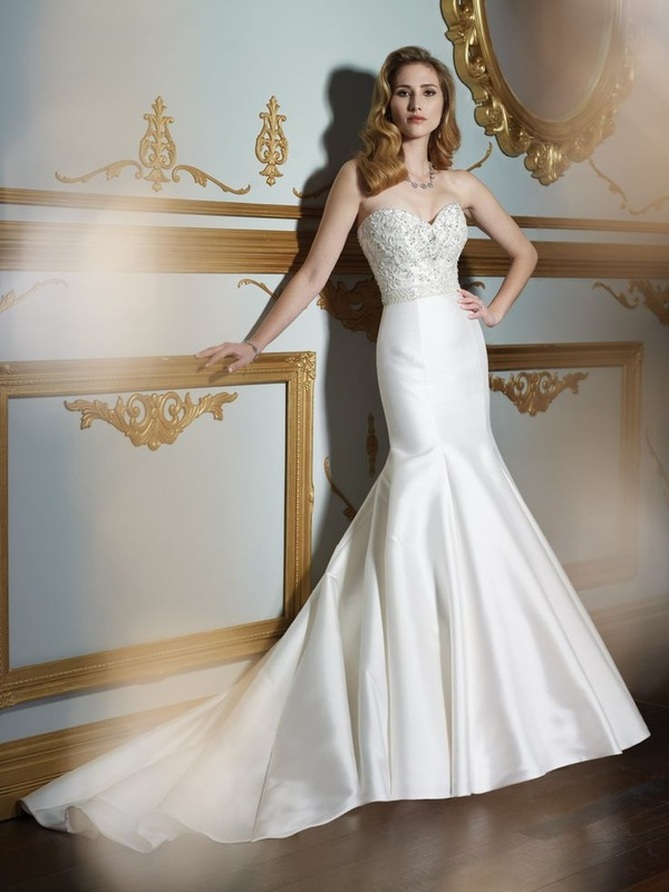 James Clifford Wedding Dress - THE DRESS MATTERS